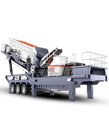 Tire-mounted crushing plant
